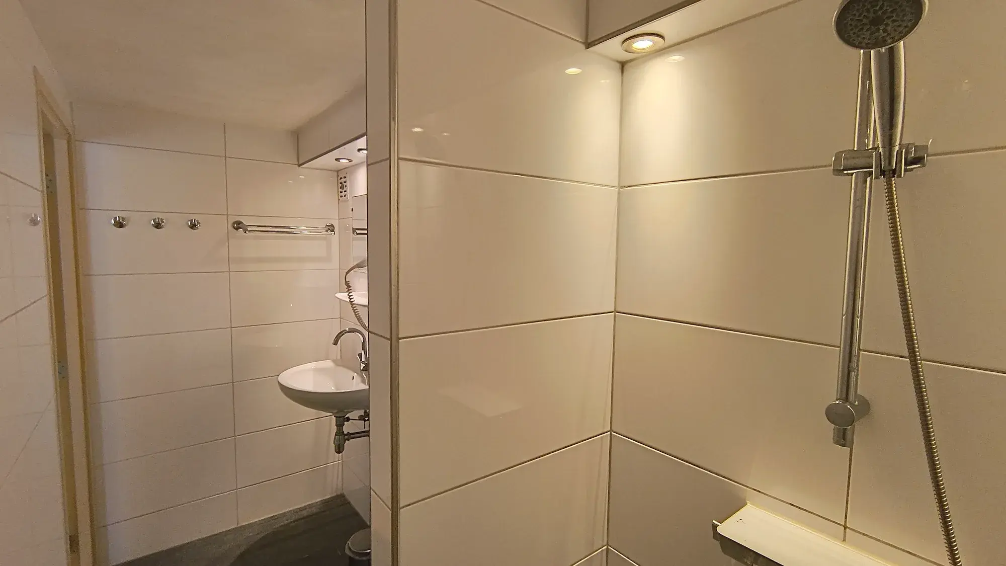 Apartment mit Terrasse (2+2 Personen) - Foto 8